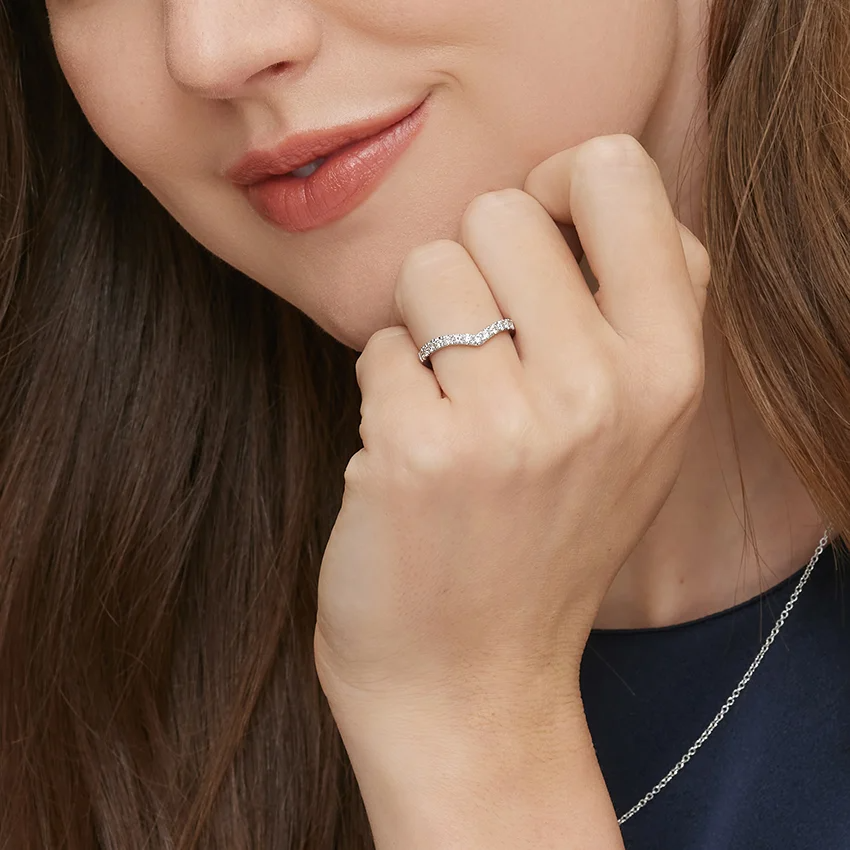 Luxury Curved Wedding Band Round Moissanite V-Shape Stacking Ring