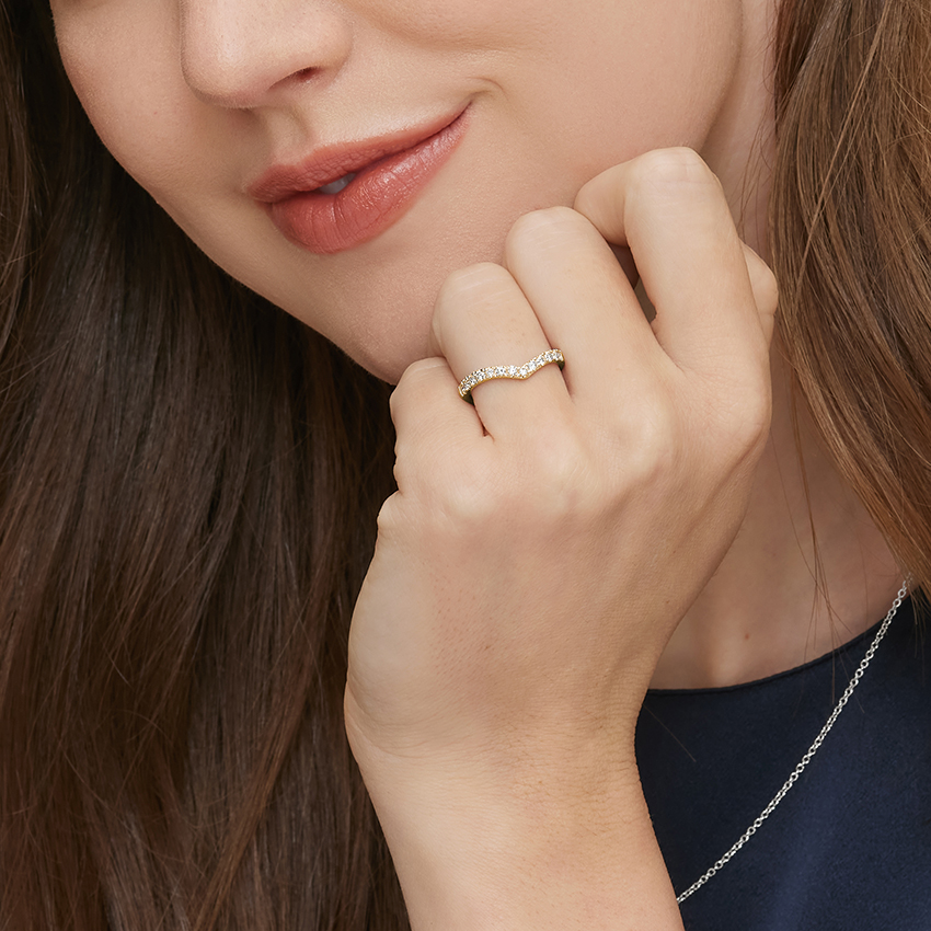 Luxury Curved Wedding Band Round Moissanite V-Shape Stacking Ring