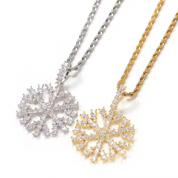 Luxury Celestial Snowflake Pendant 925 Sterling Silver Moissanite
